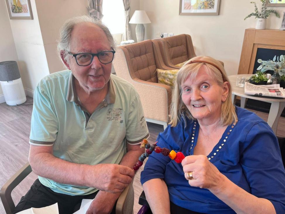 older adults with fruit